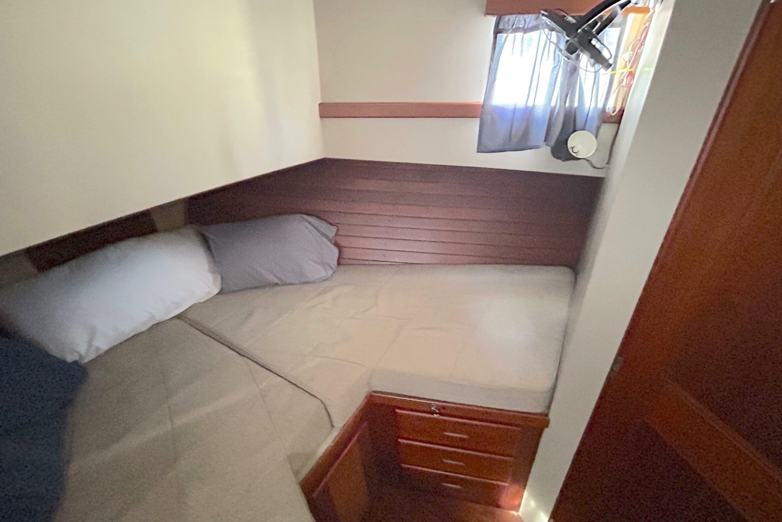 Gump Stump 36ft Grand Banks Yacht For Sale