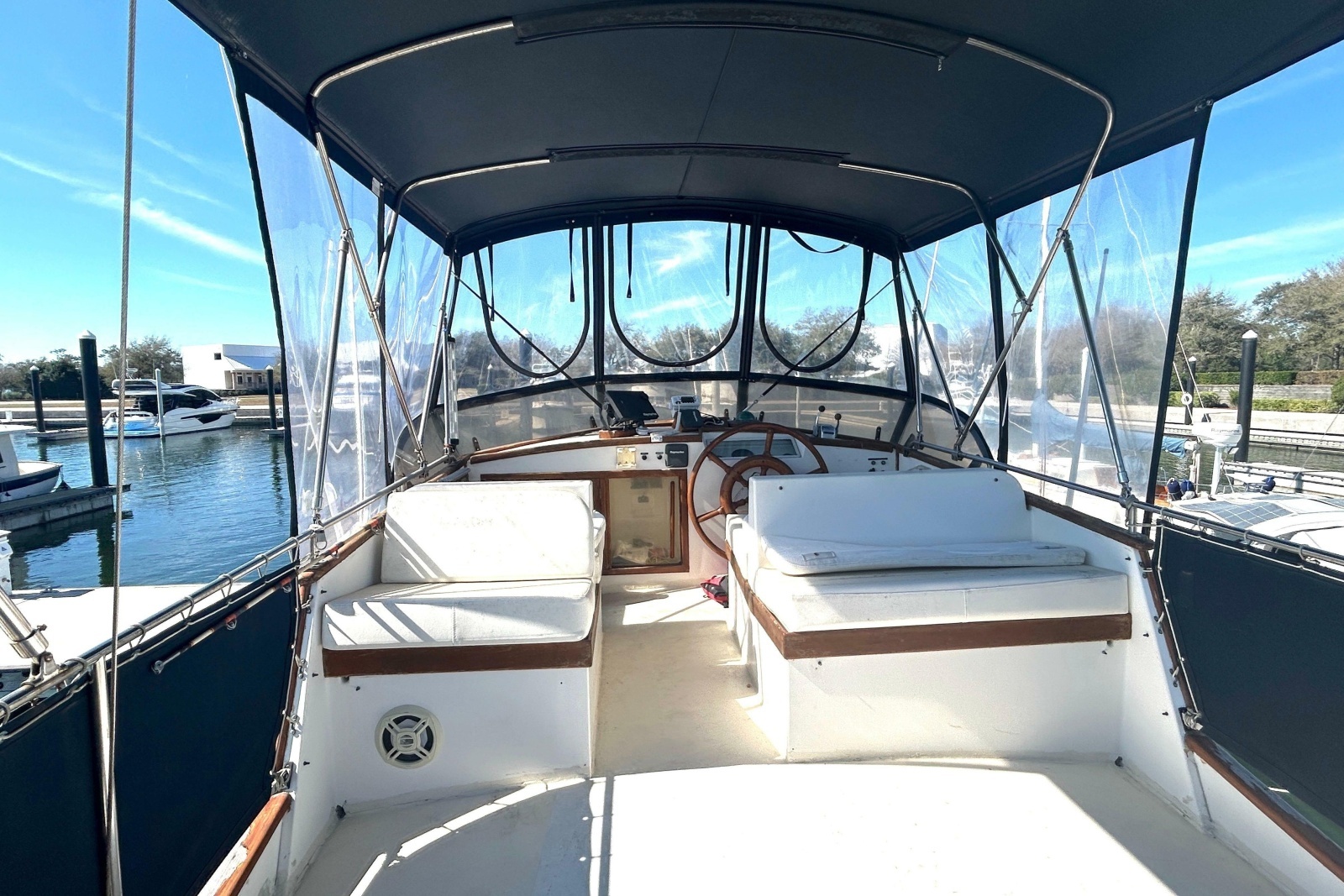 Gump Stump 36ft Grand Banks Yacht For Sale