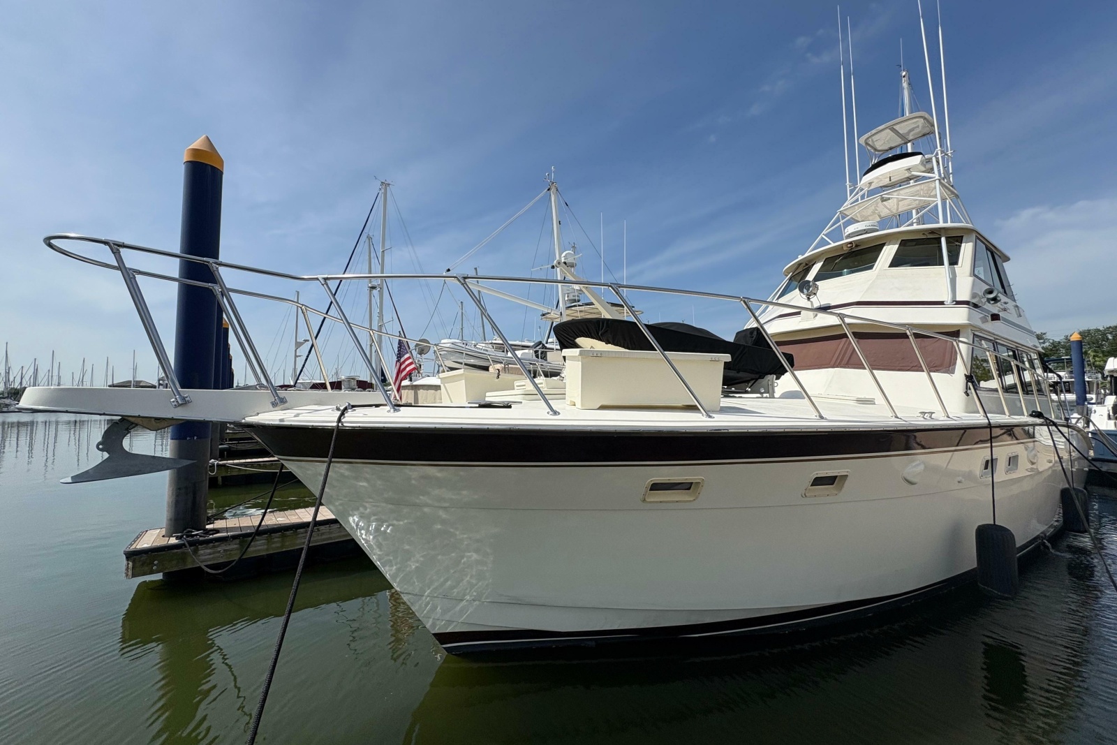 1985 Hatteras 60 Convertible