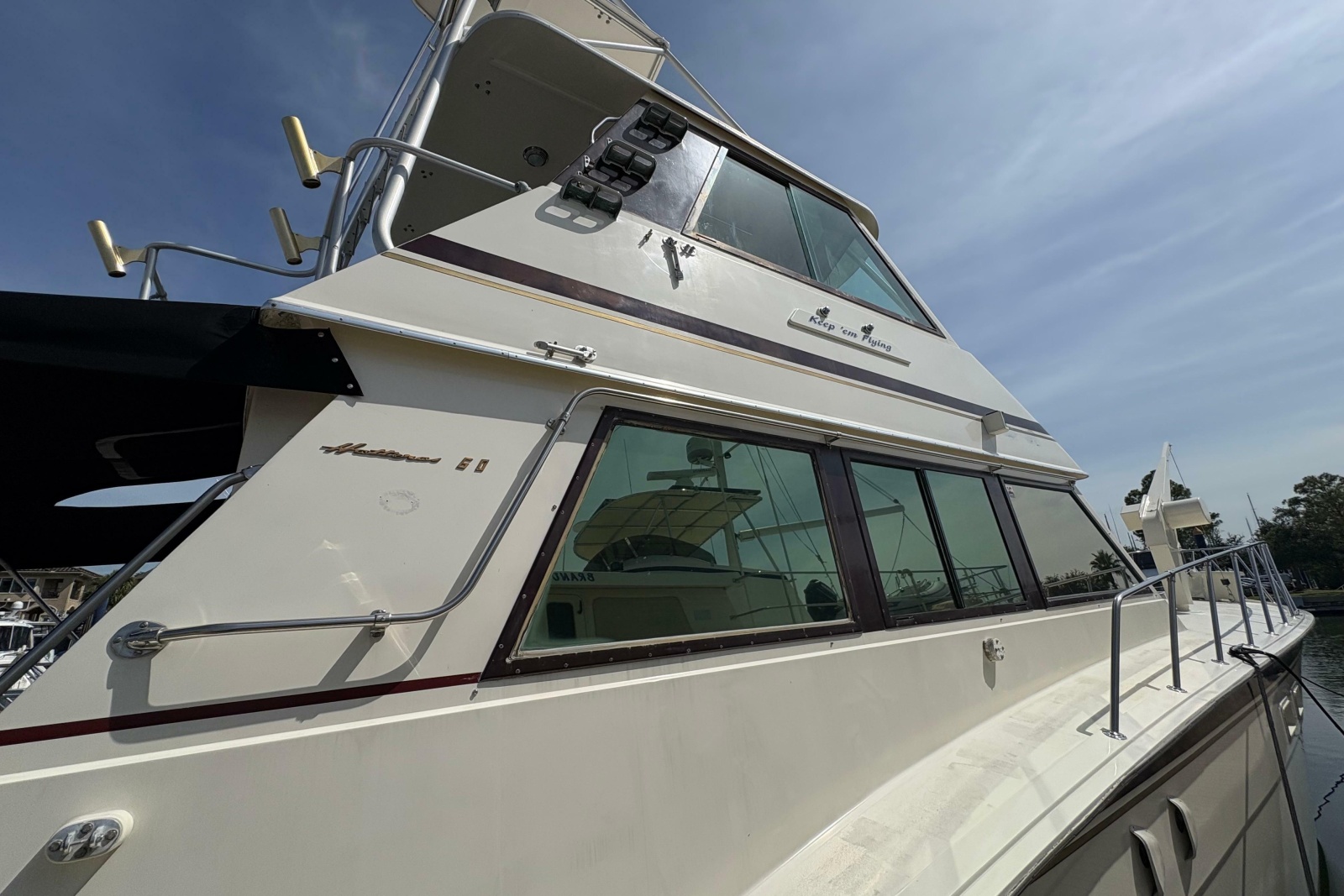 1985 Hatteras 60 Convertible