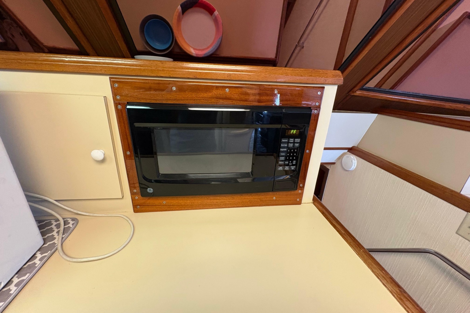 1985 Hatteras 60 Convertible