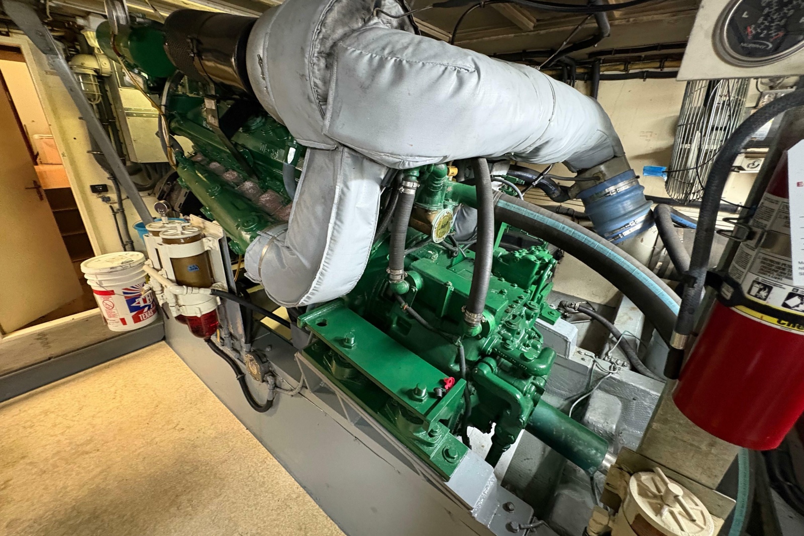 1985 Hatteras 60 Convertible