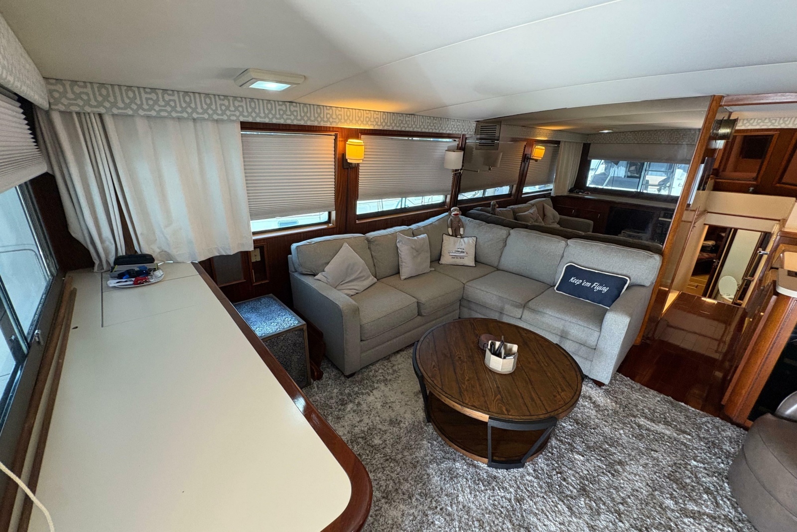 1985 Hatteras 60 Convertible