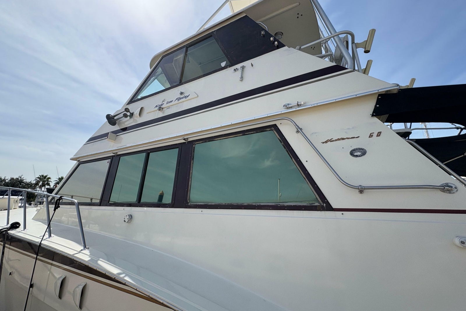 1985 Hatteras 60 Convertible