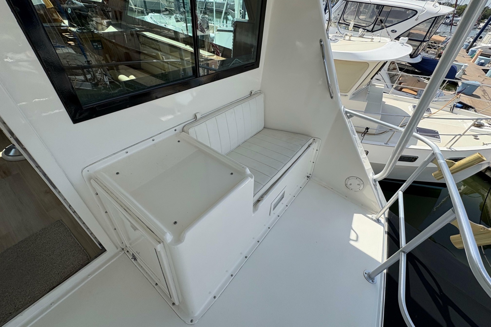 1985 Hatteras 60 Convertible