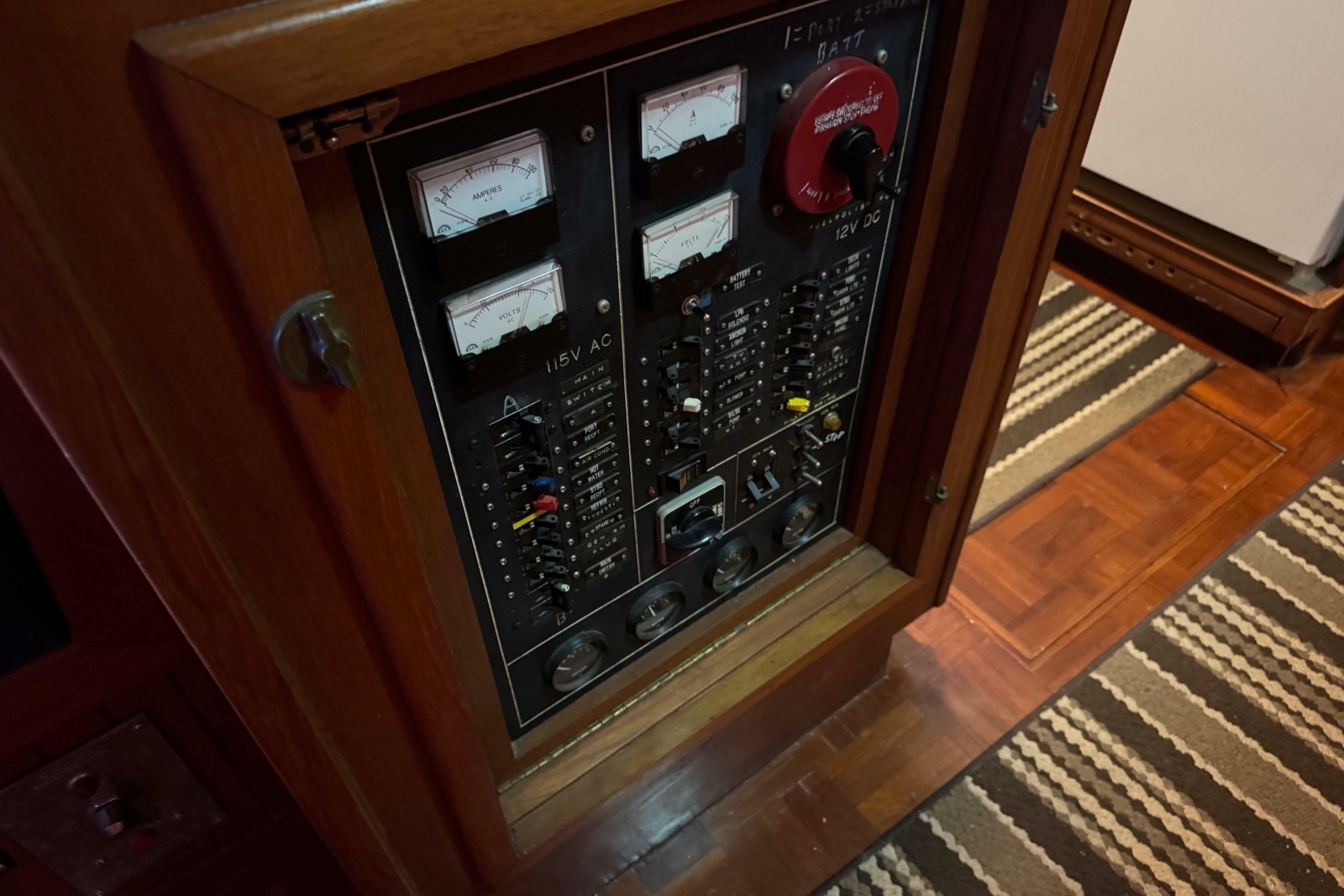 1984 Kadey-Krogen 36 Manatee