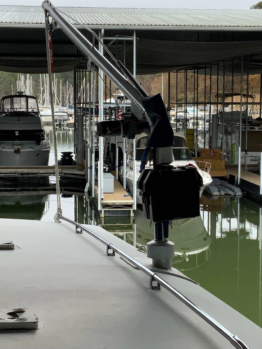 1969 Hatteras 41 Twin Cabin