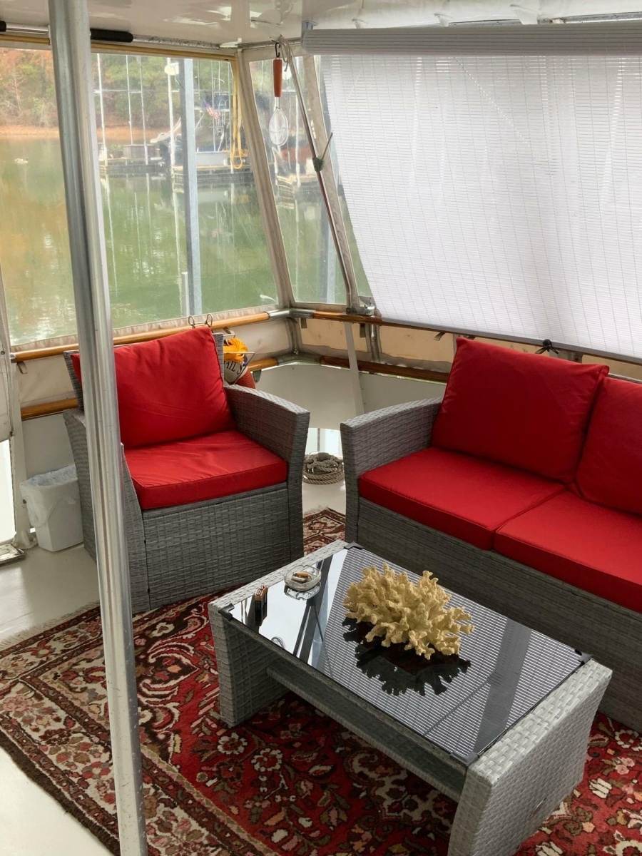 1969 Hatteras 41 Twin Cabin
