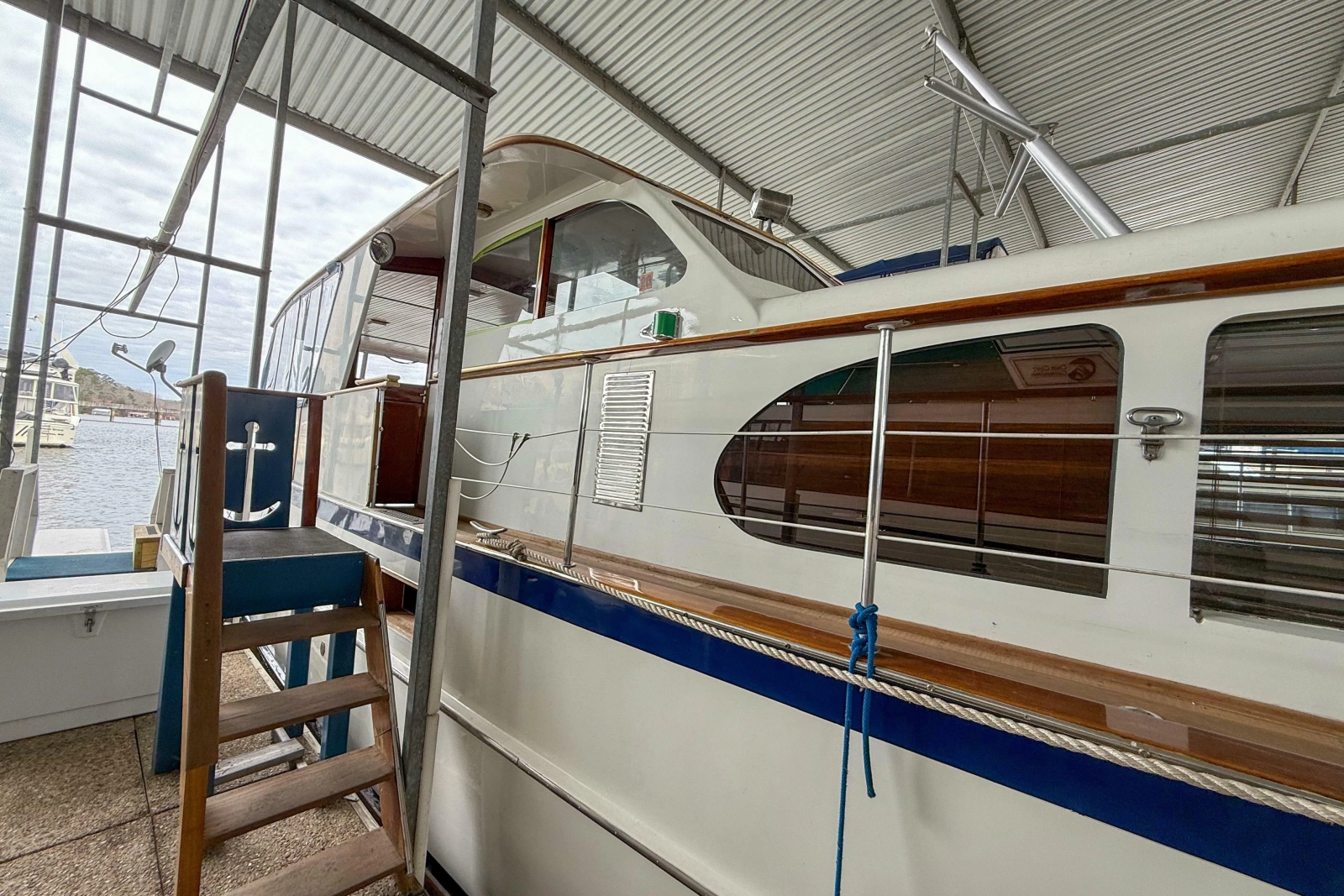 1956 Burger Pilothouse
