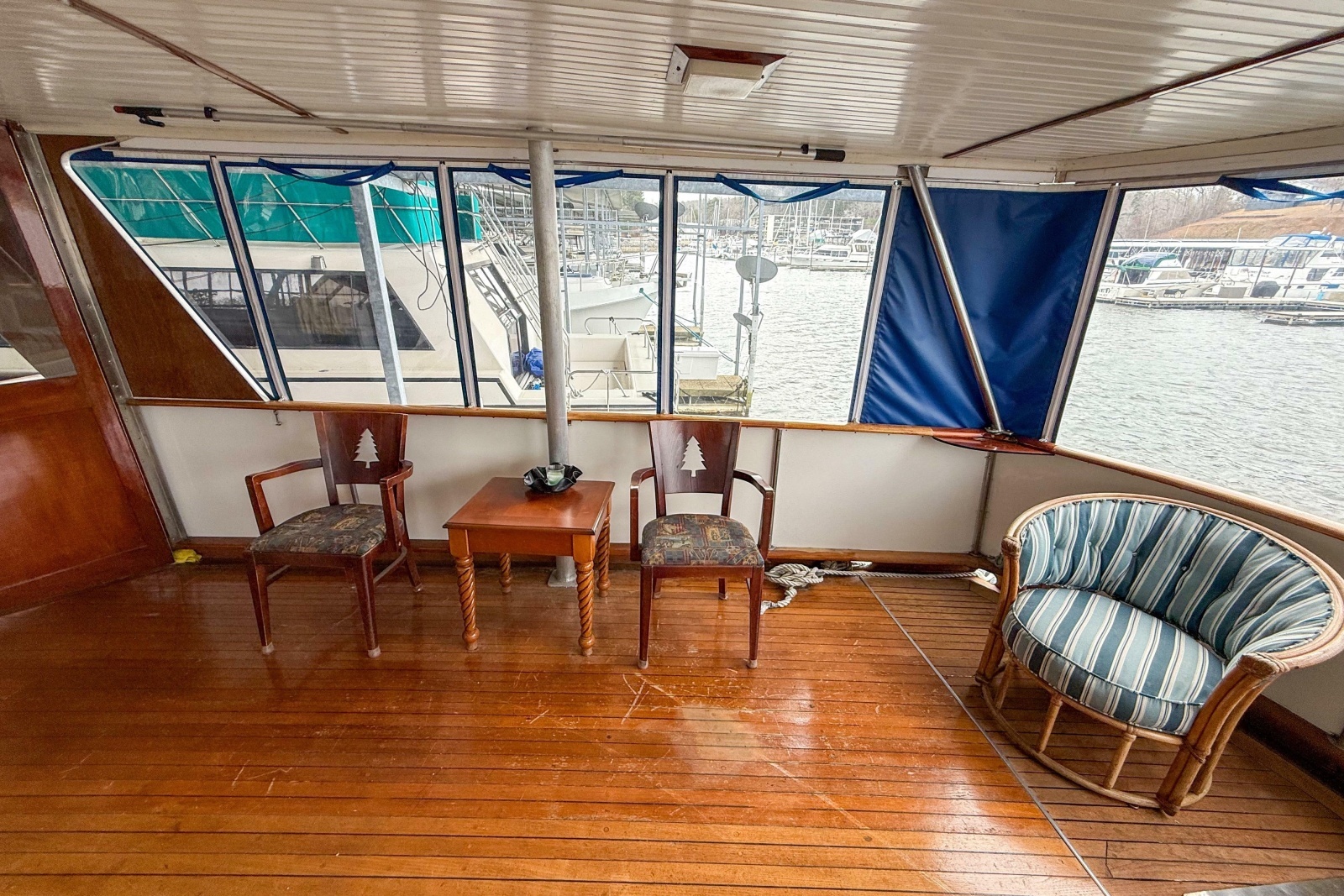 1956 Burger Pilothouse
