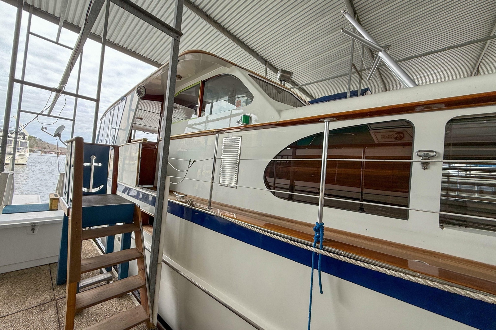 1956 Burger Pilothouse