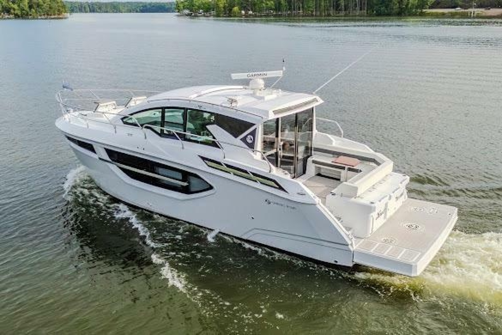 2023 Cruisers Yachts 42 Cantius
