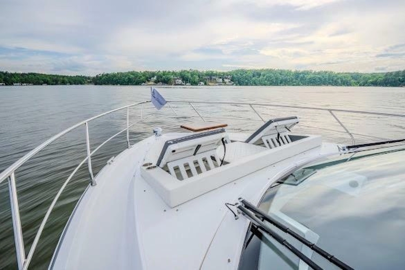 2023 Cruisers Yachts 42 Cantius