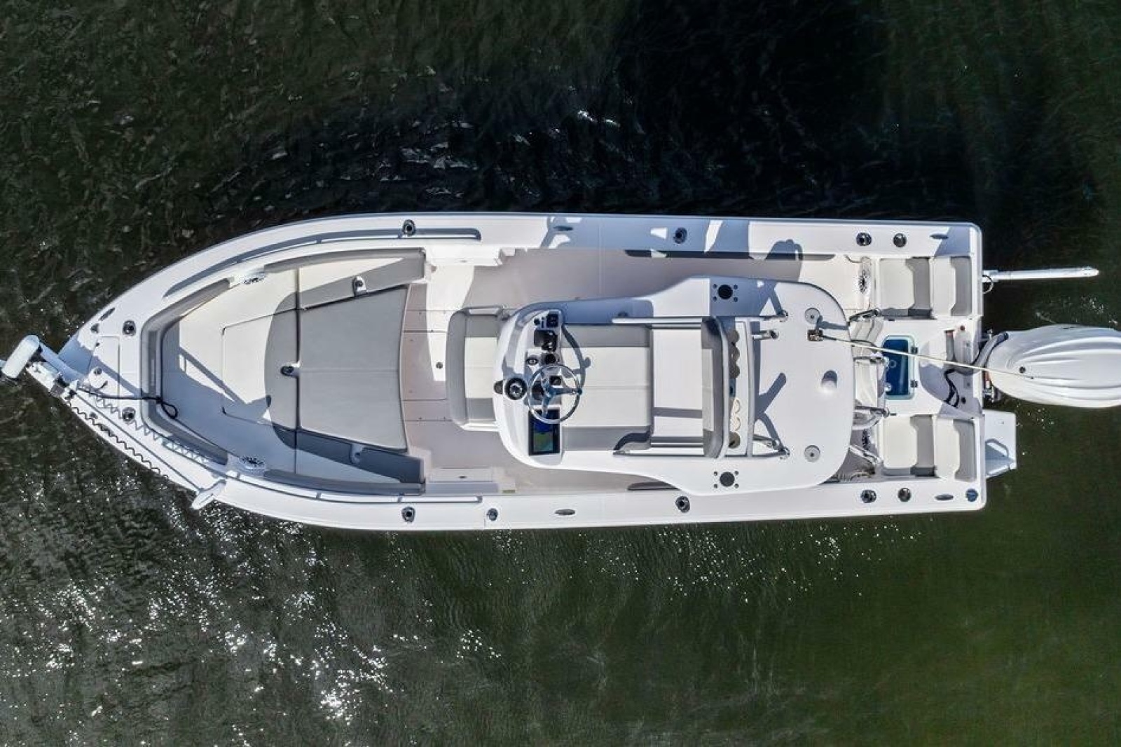 2023 Everglades 243 Center Console