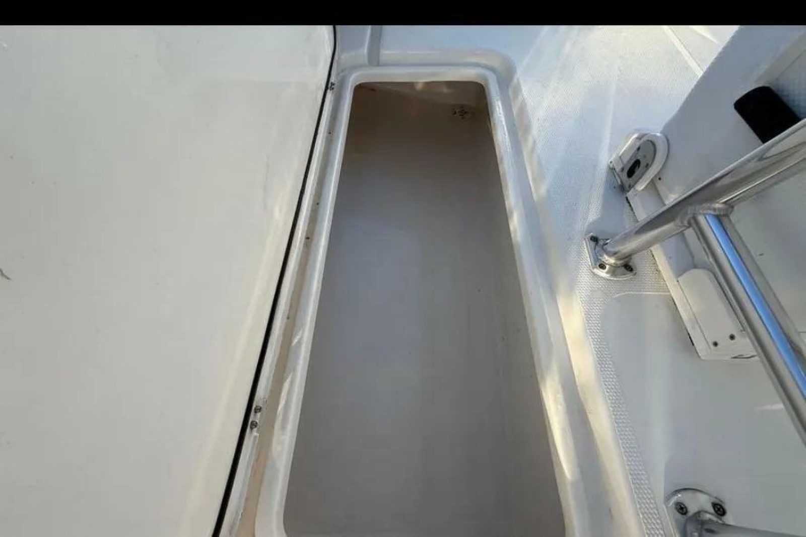 2023 Falcon Boats F22
