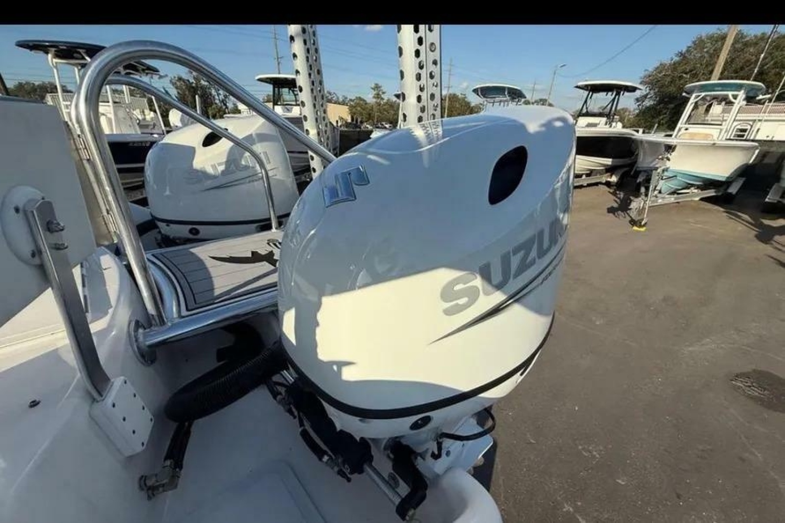 2023 Falcon Boats F22