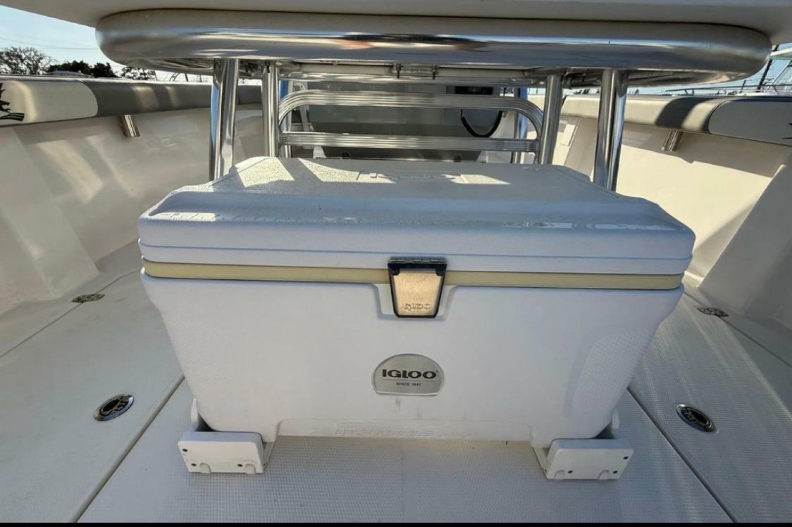 2023 Falcon Boats F22