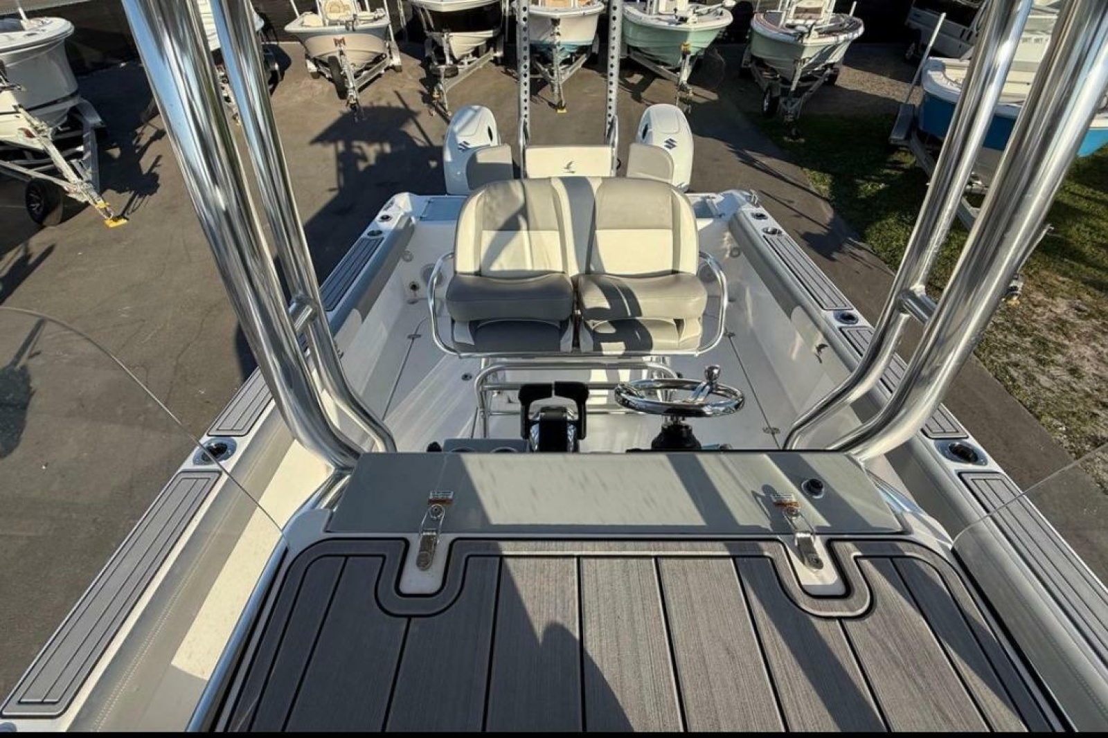 2023 Falcon Boats F22