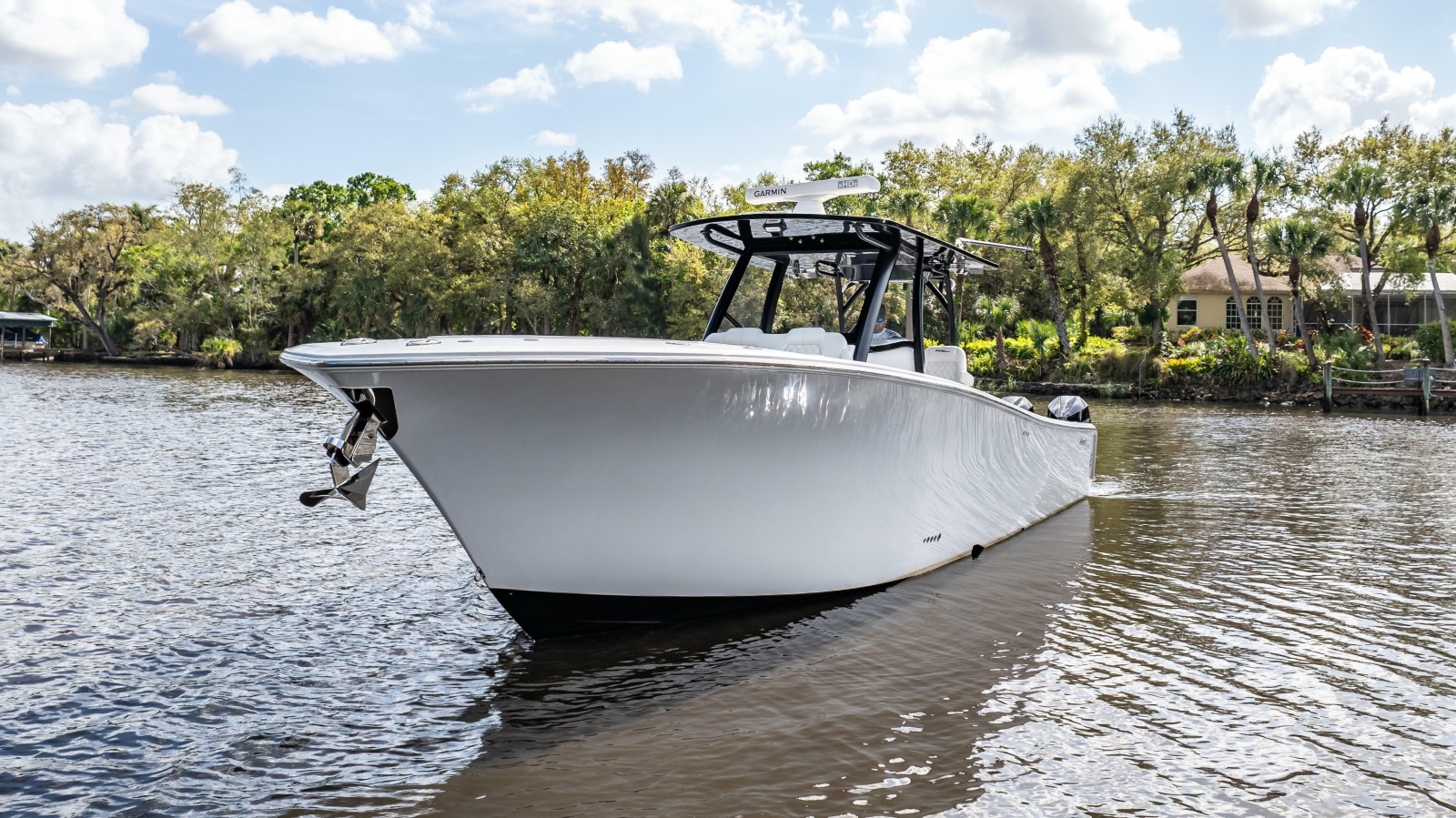 2023 Front Runner 39 Center Console