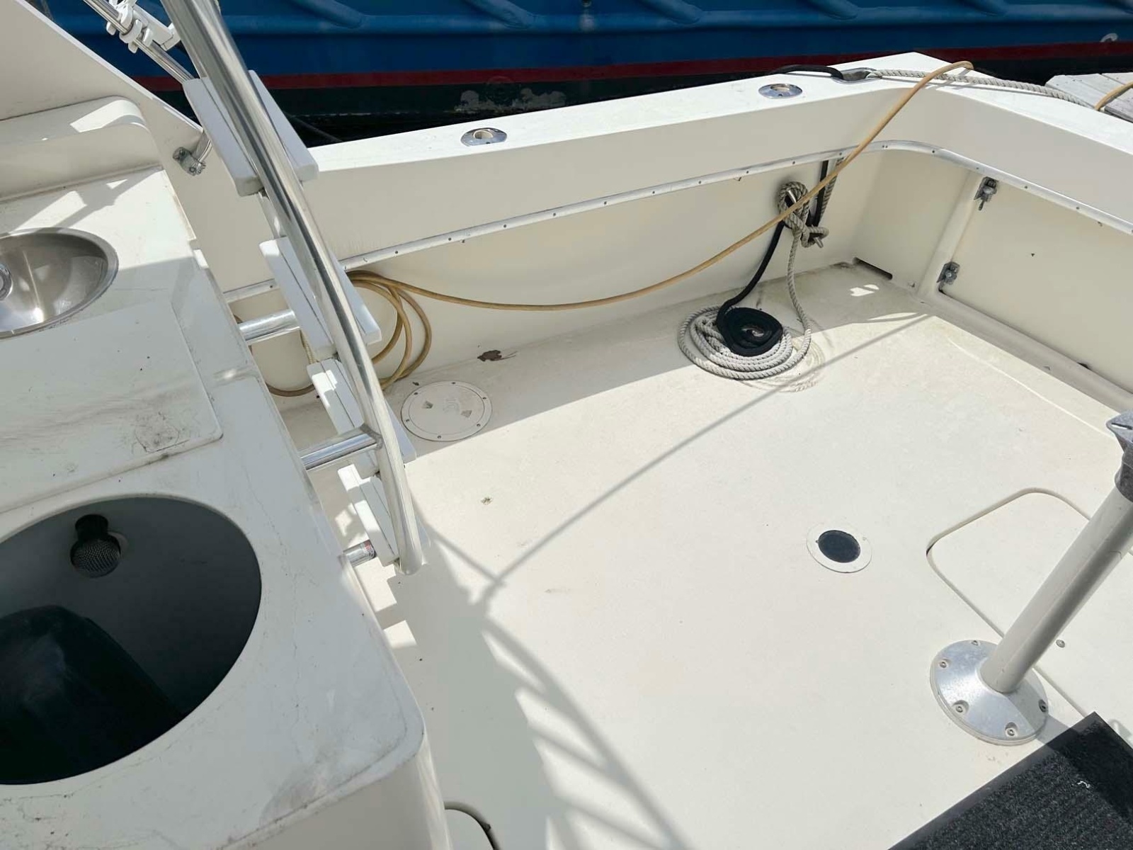1975 Hatteras 36 Convertible