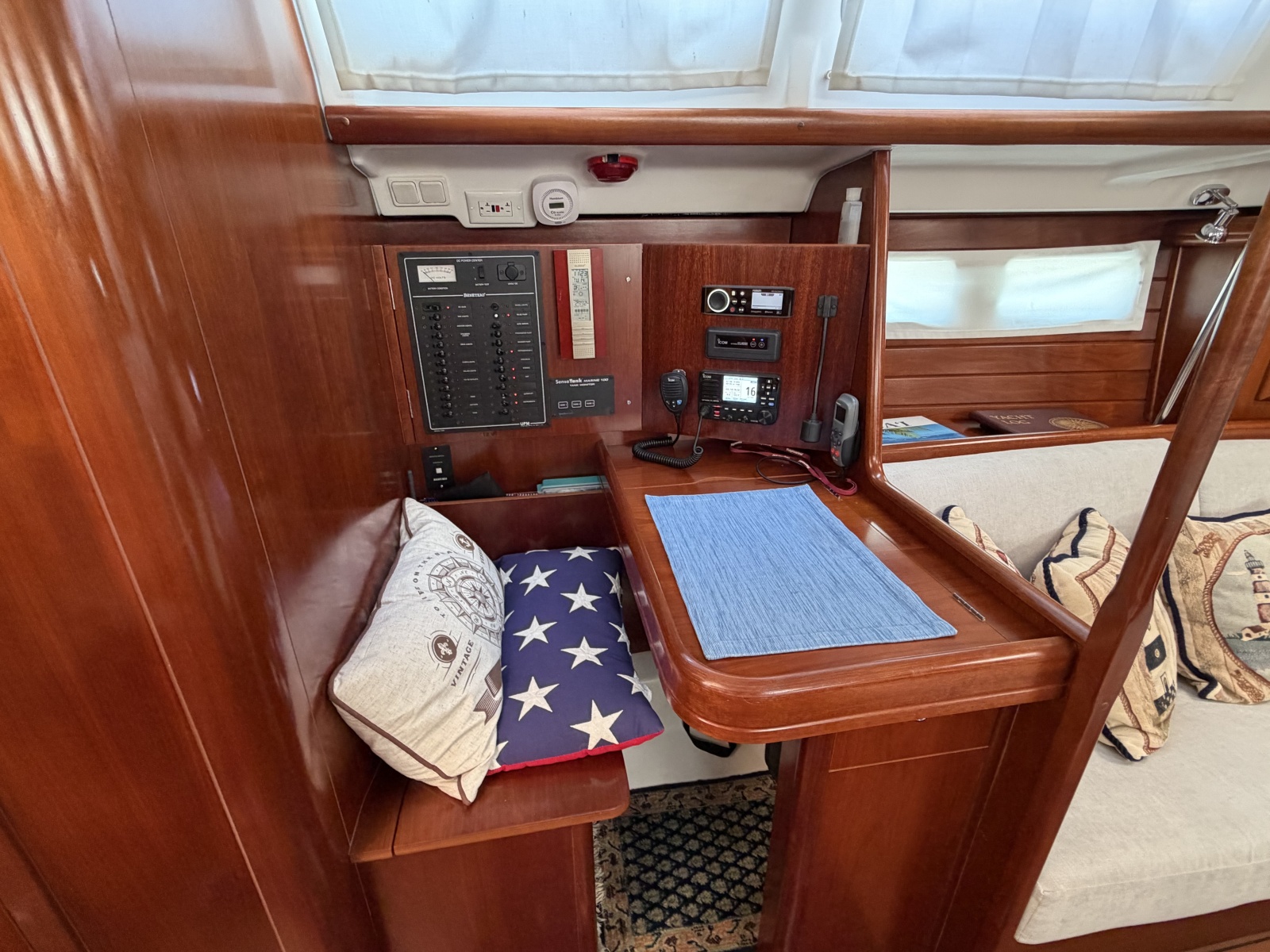 2006 Beneteau 423