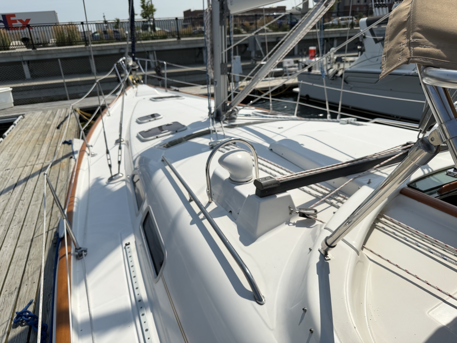 2006 Beneteau 423