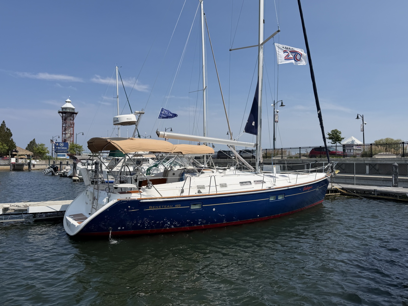 2006 Beneteau 423