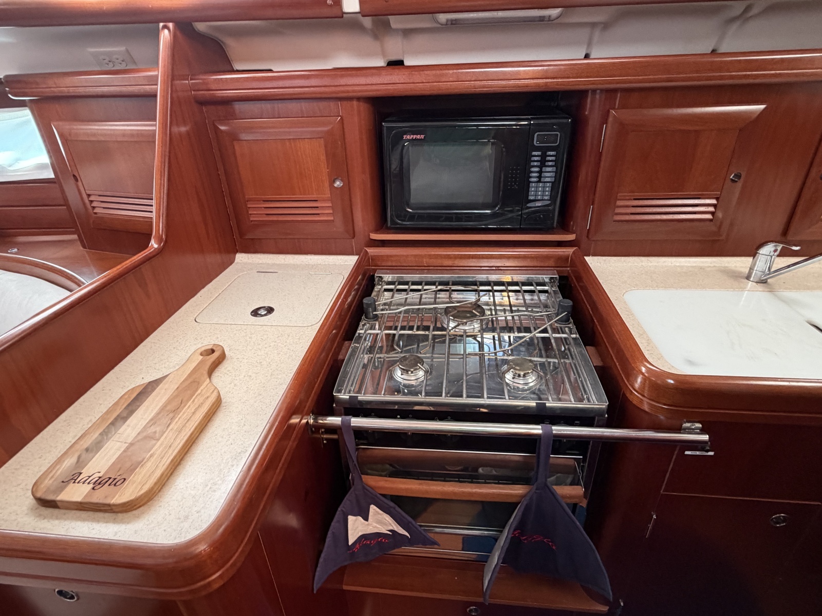2006 Beneteau 423