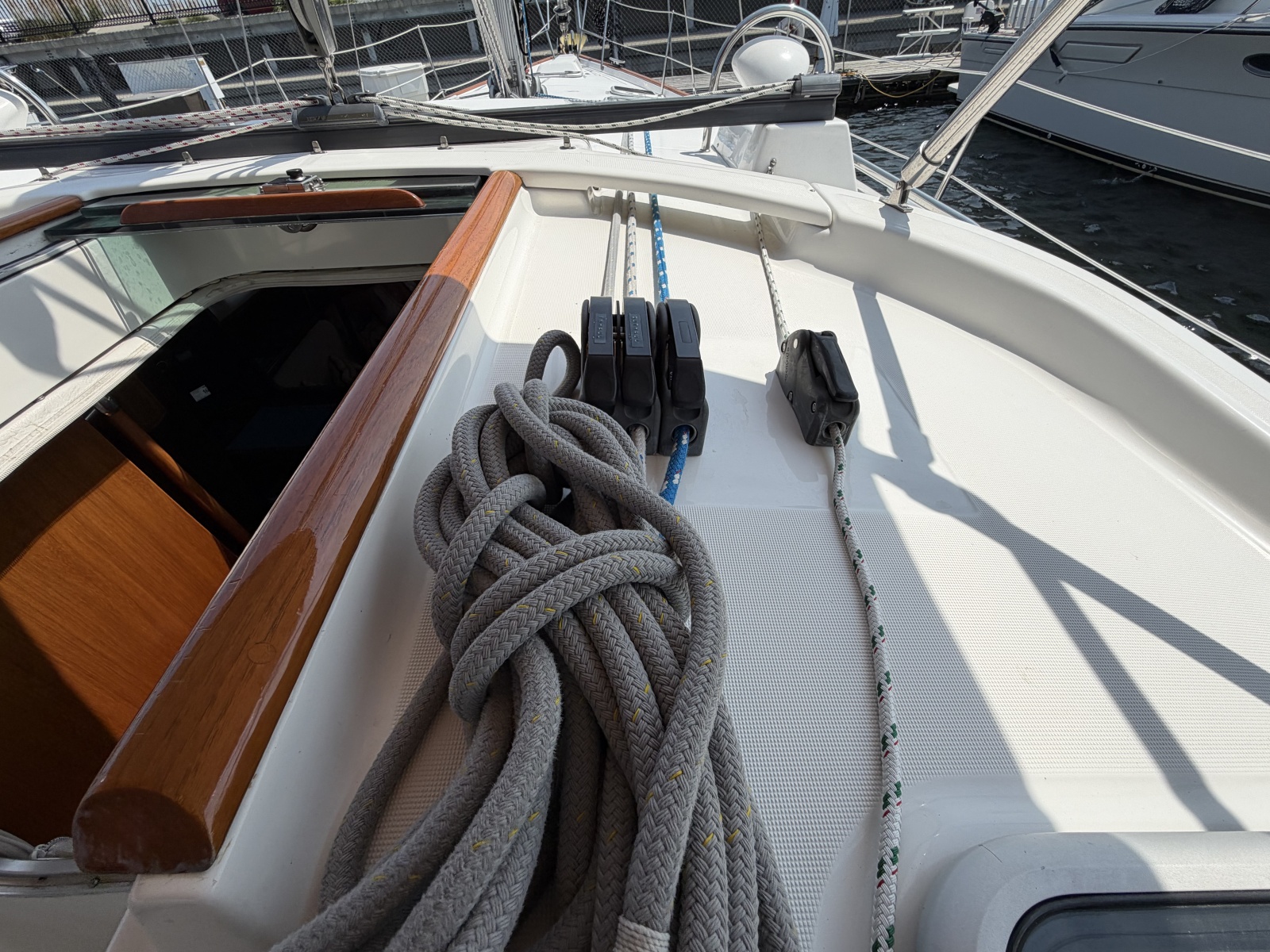 2006 Beneteau 423