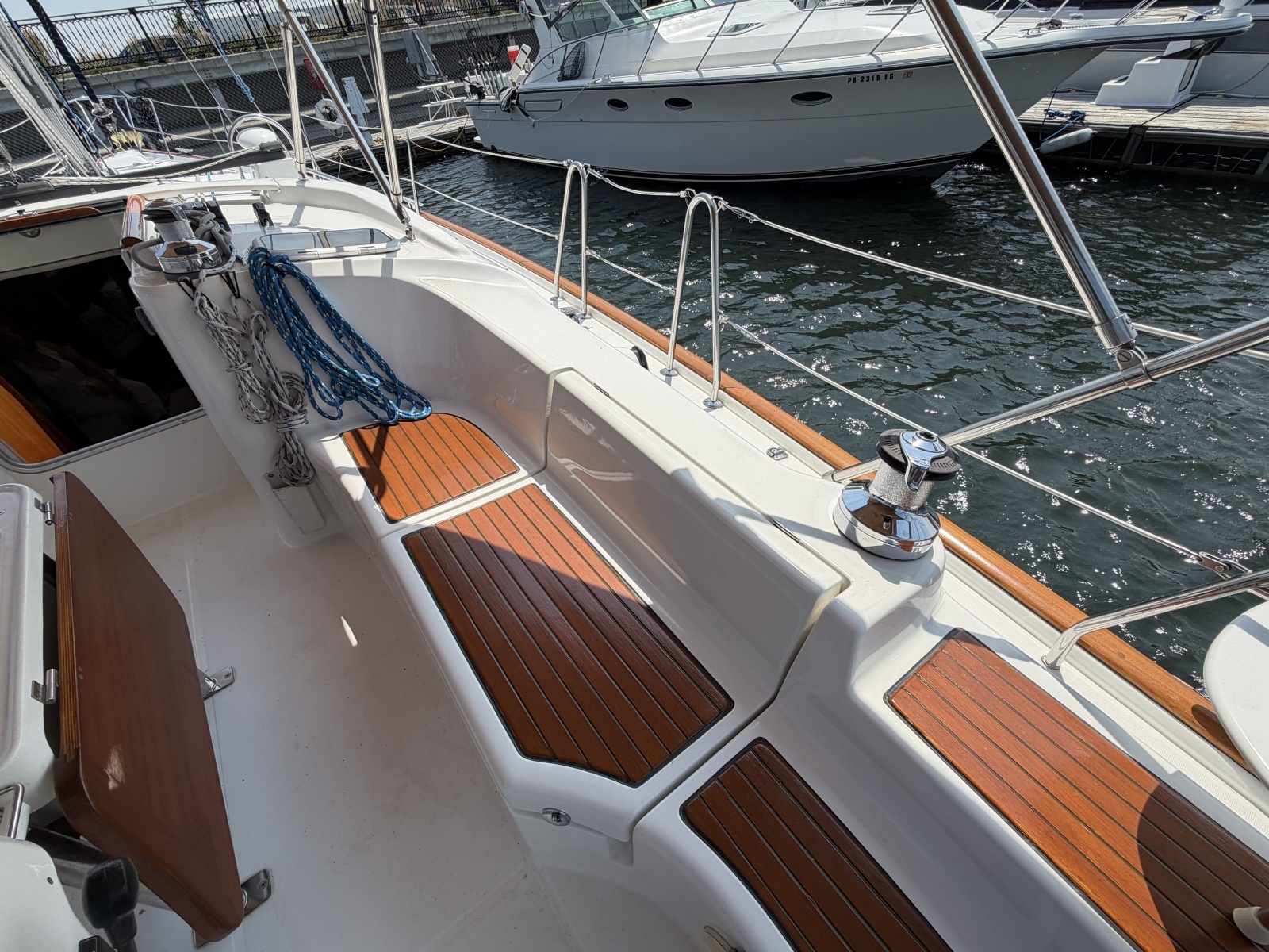 2006 Beneteau 423