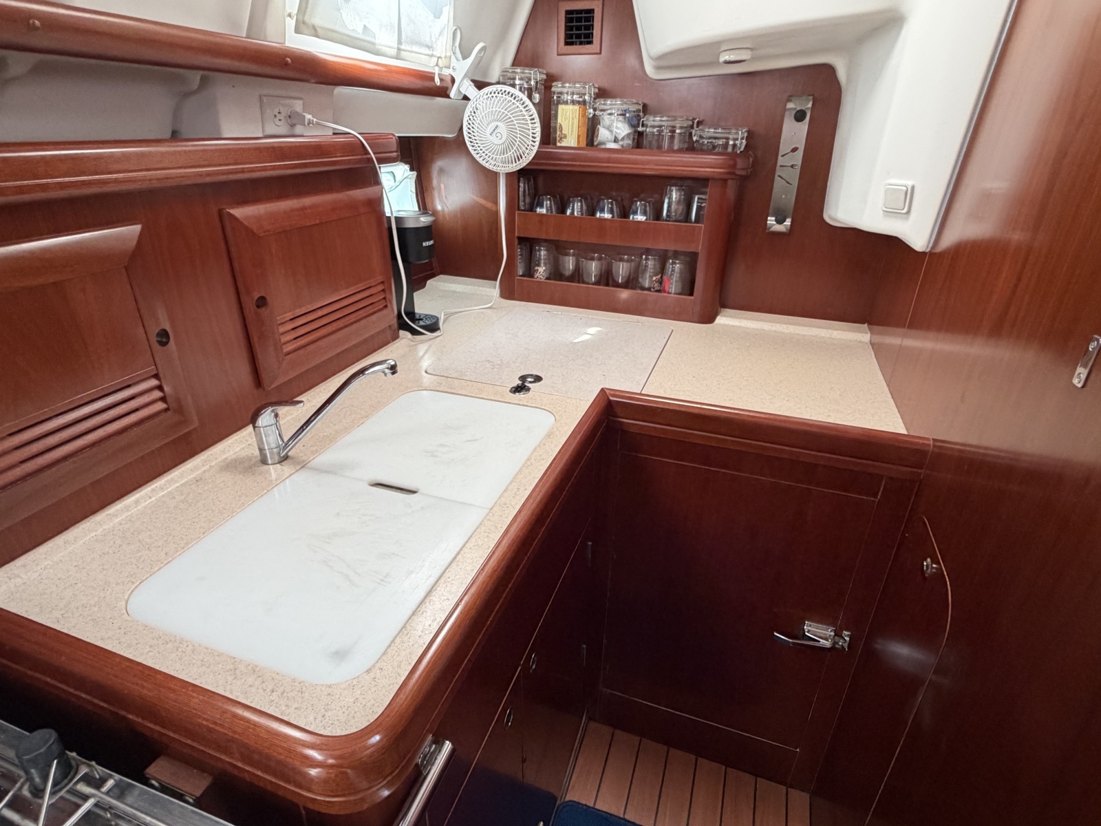 2006 Beneteau 423