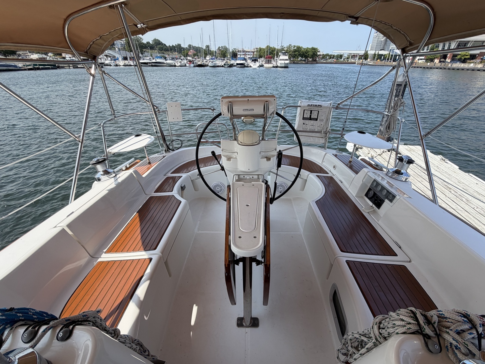 2006 Beneteau 423