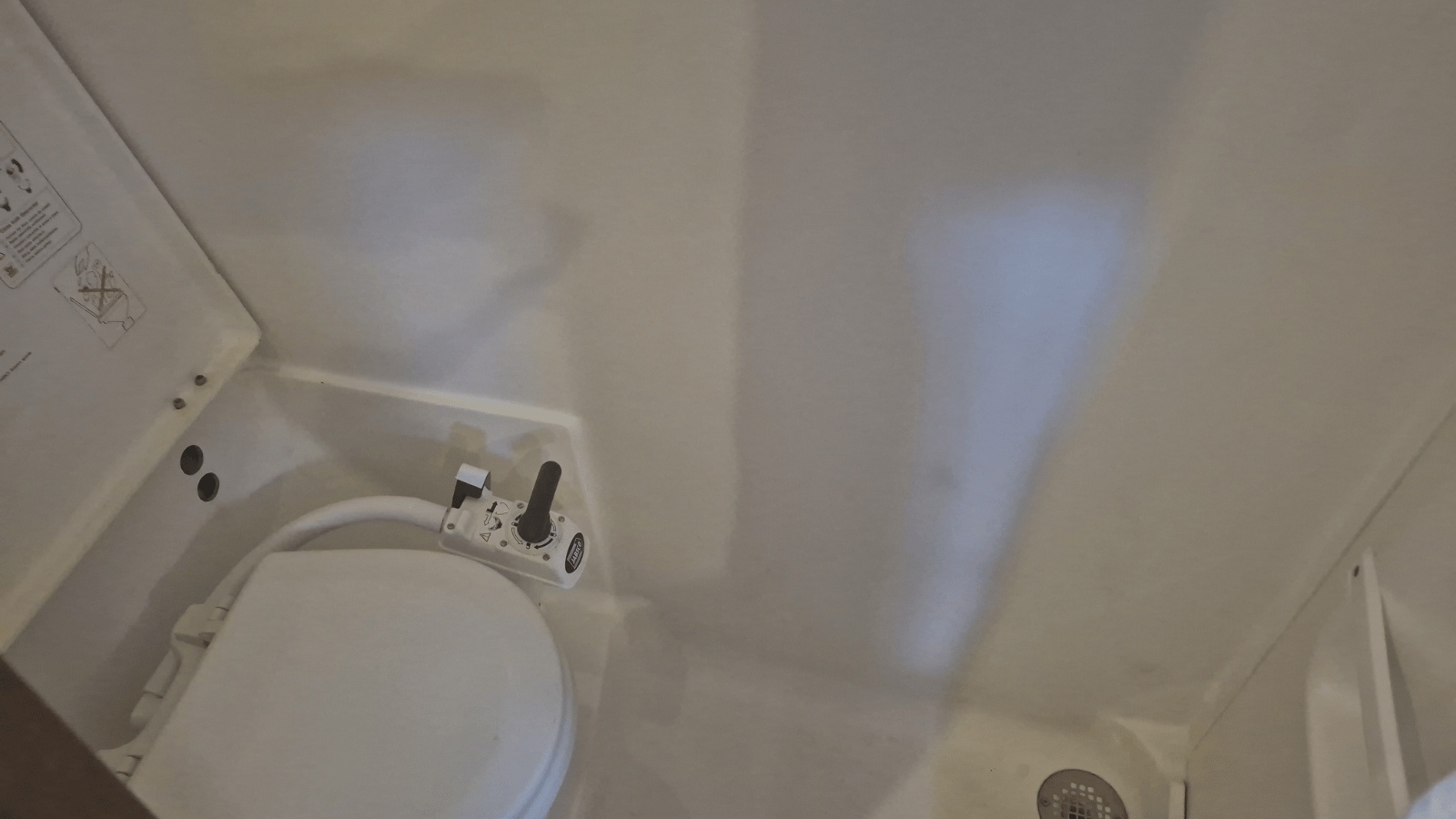 Owner's Shower/Head