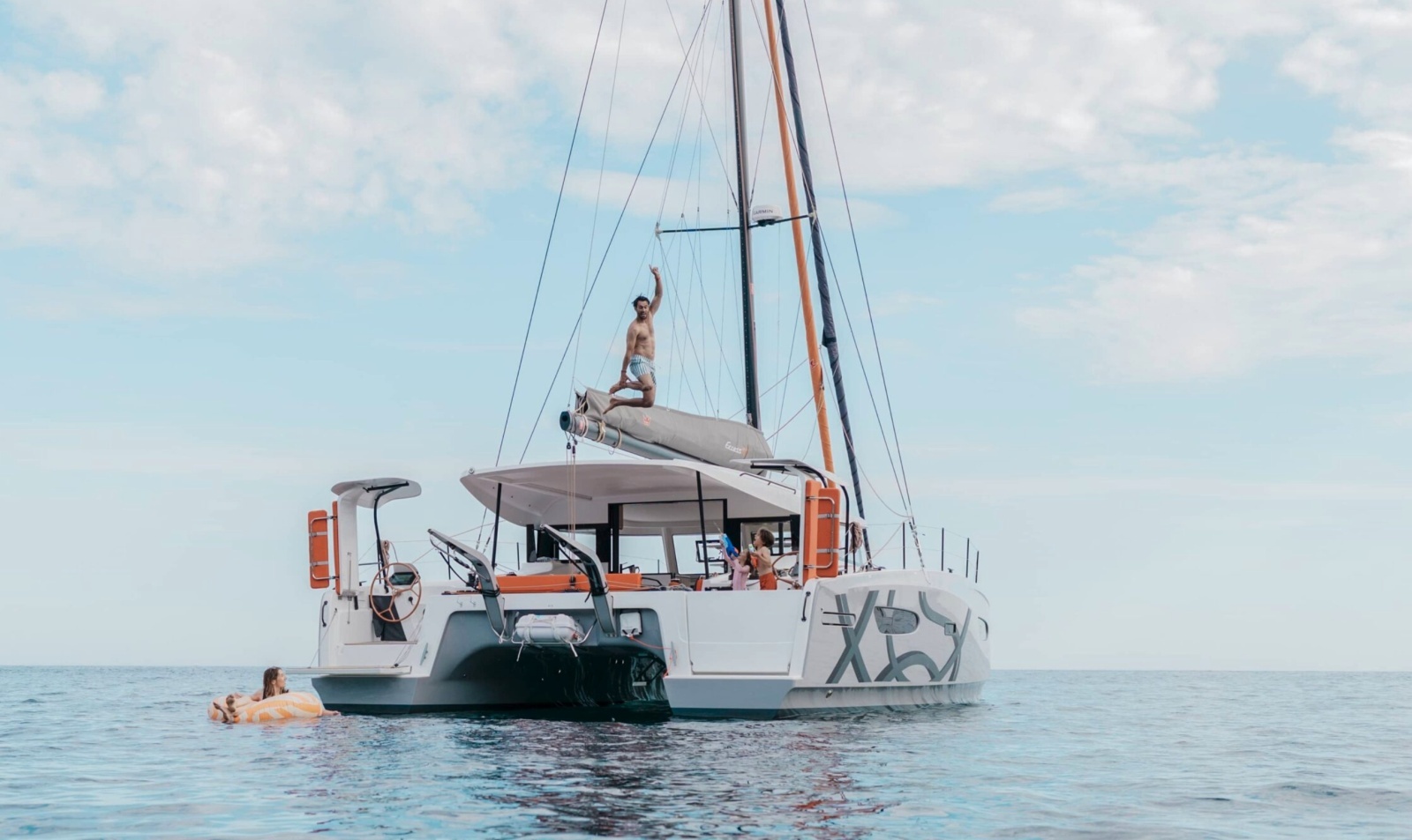 Annapolis ShowBoat 42ft Excess Yacht For Sale