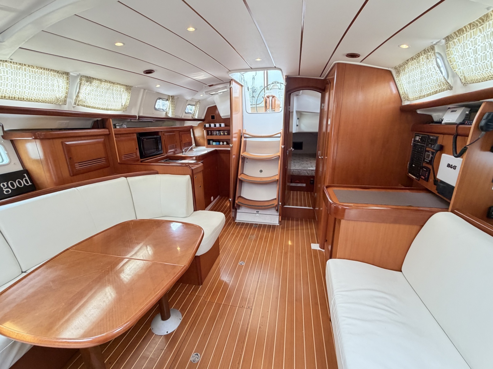 2007 Beneteau 423