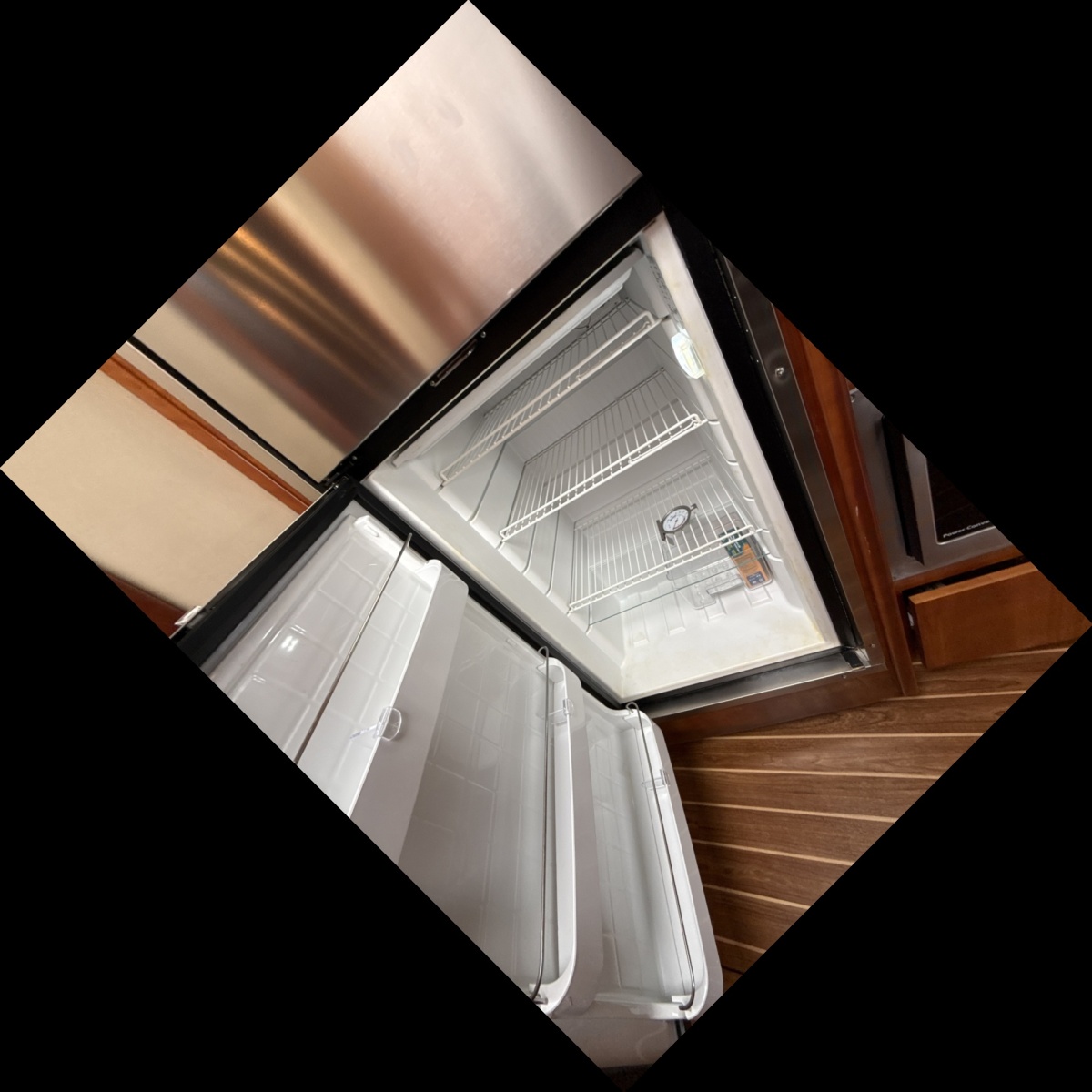 2006 Cruisers Yachts 420 Express