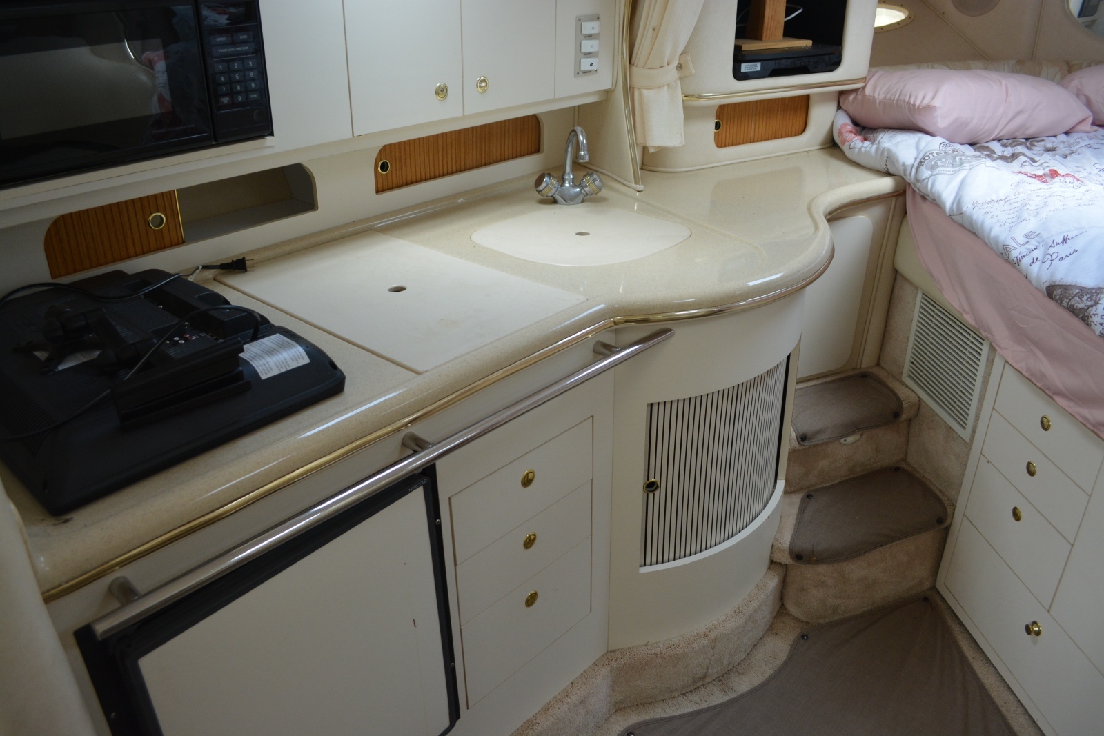 1999 Sea Ray 310 Sundancer