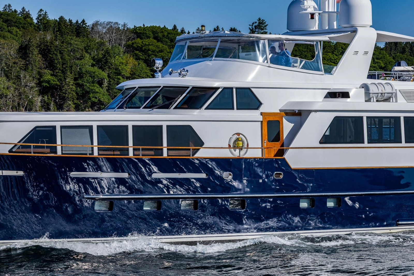 2004 Holland Jachtbouw Custom Raised Pilothouse Motor Yacht