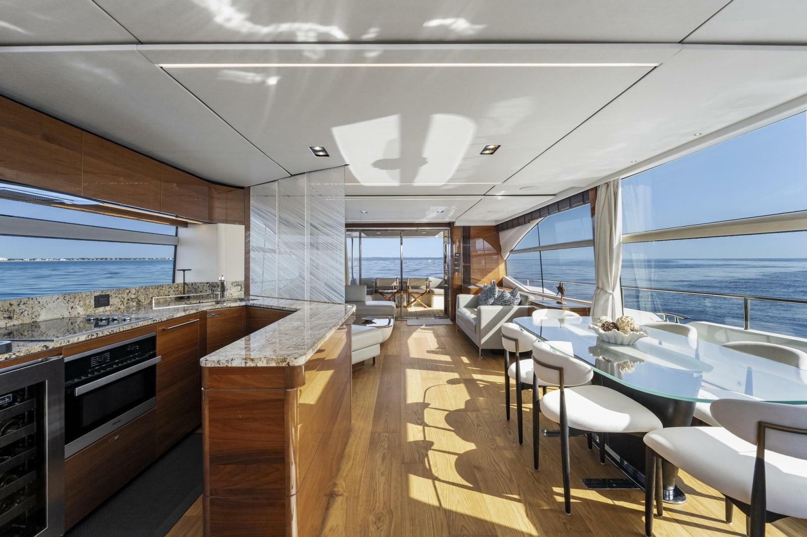 2018 Princess Y75
