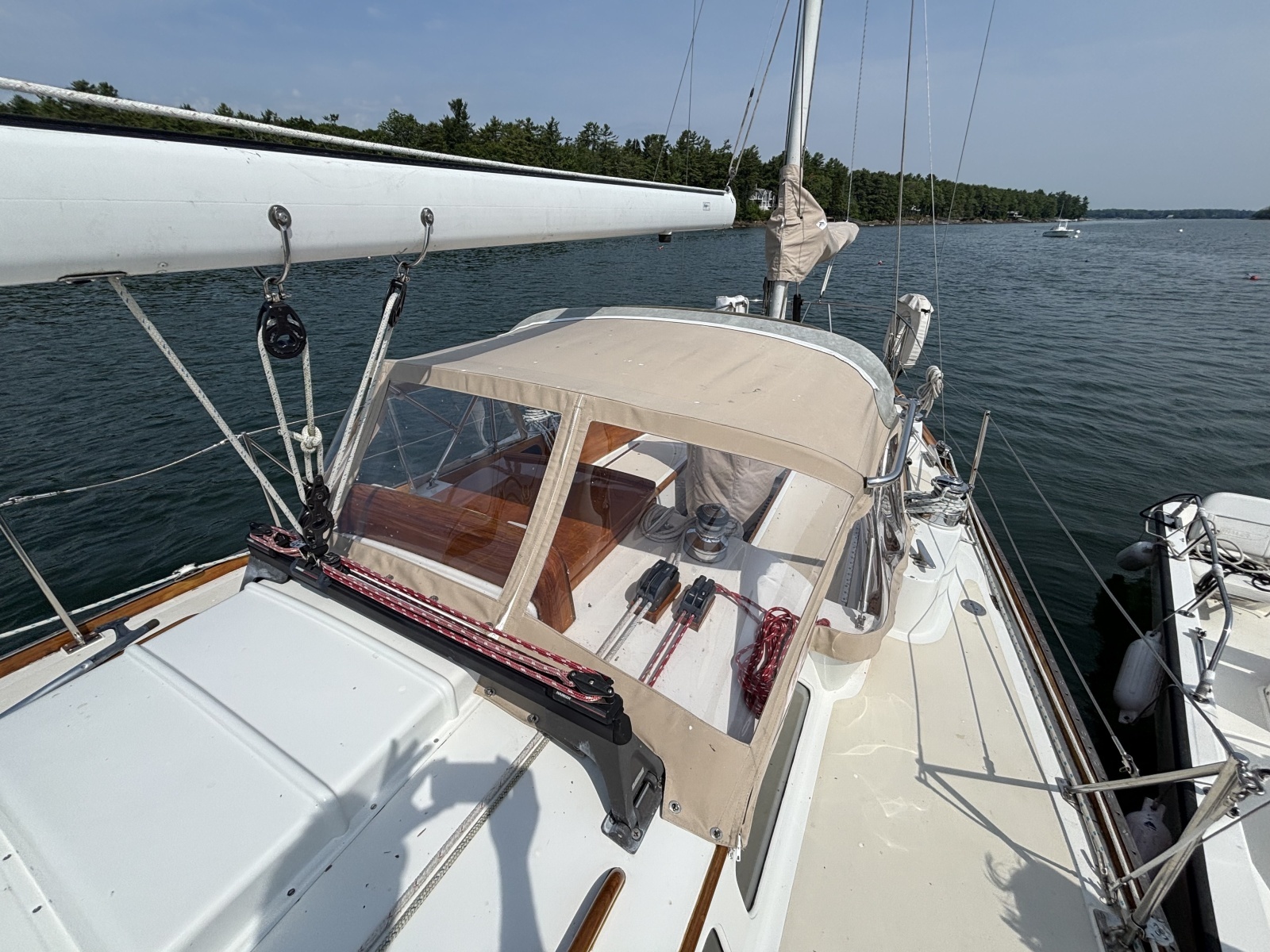 1974 Hinckley B-40