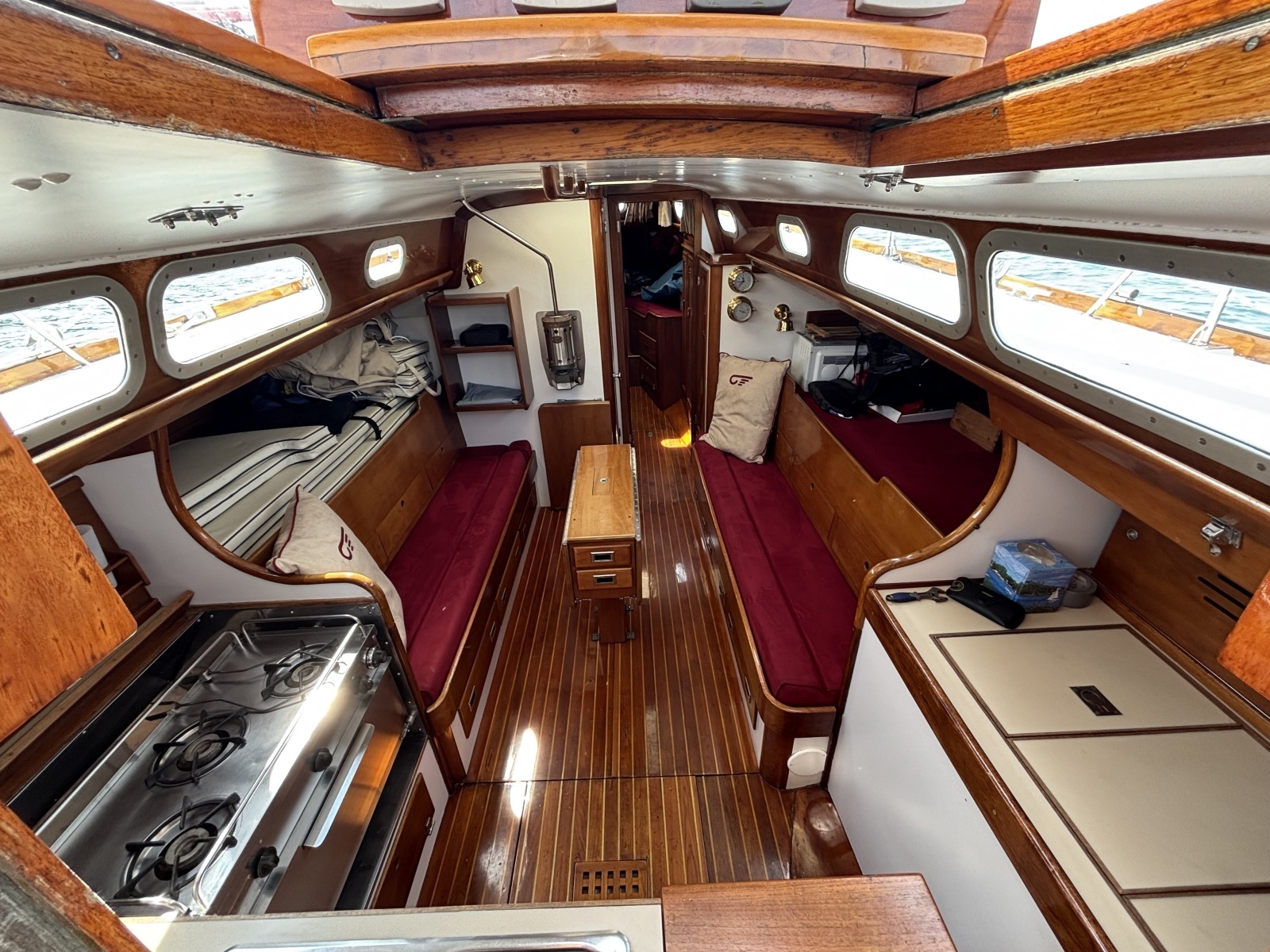 1974 Hinckley B-40