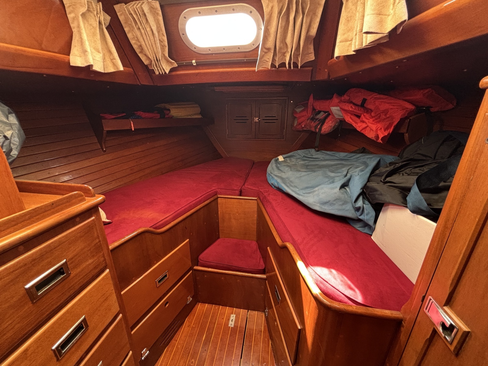 1974 Hinckley B-40