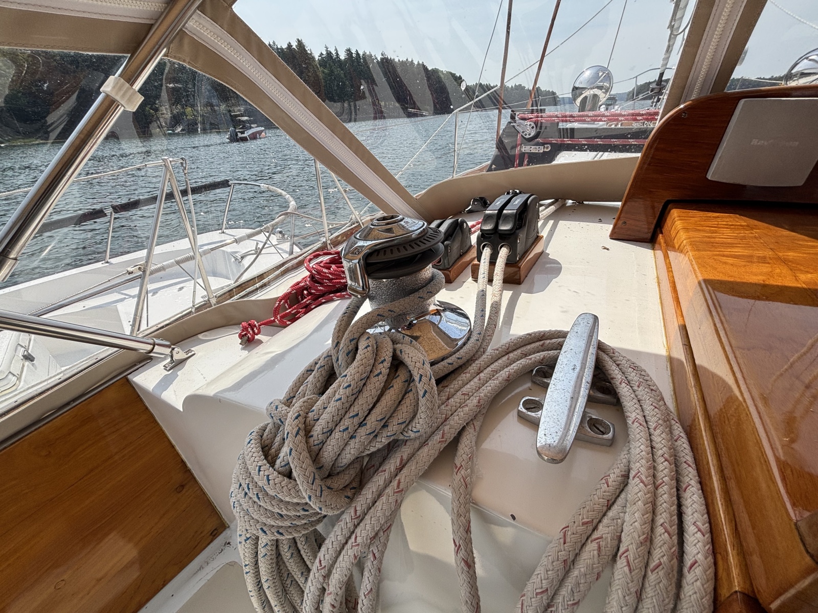 1974 Hinckley B-40