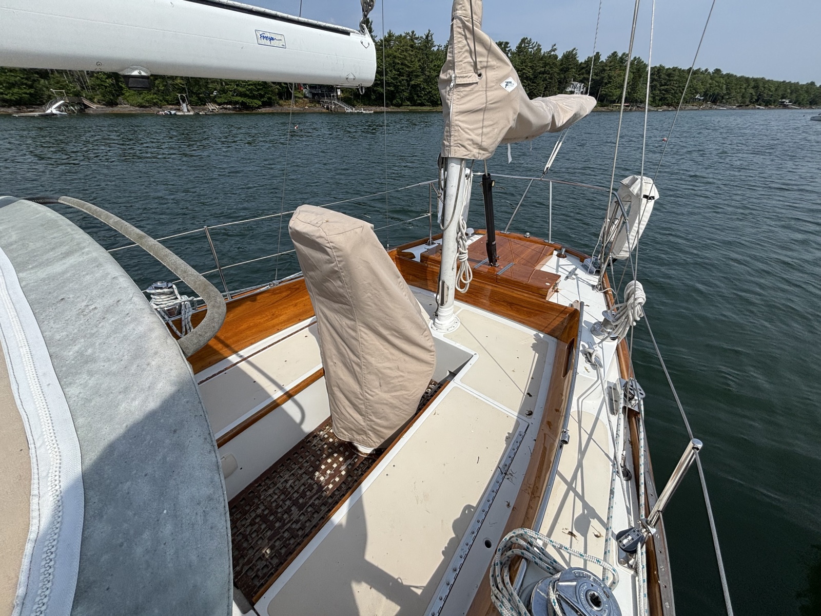 1974 Hinckley B-40