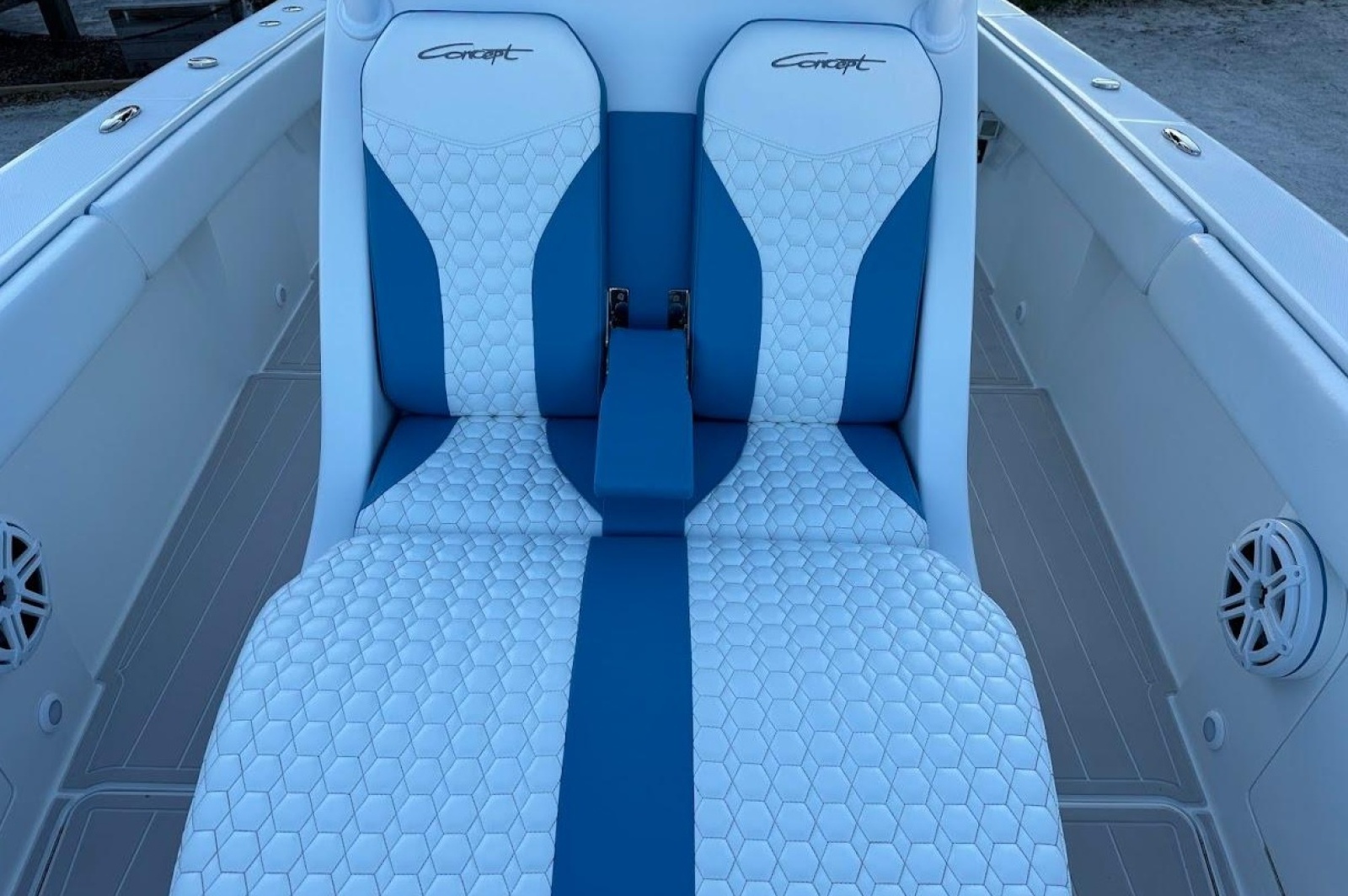 2018 Concept 392 Family Edition