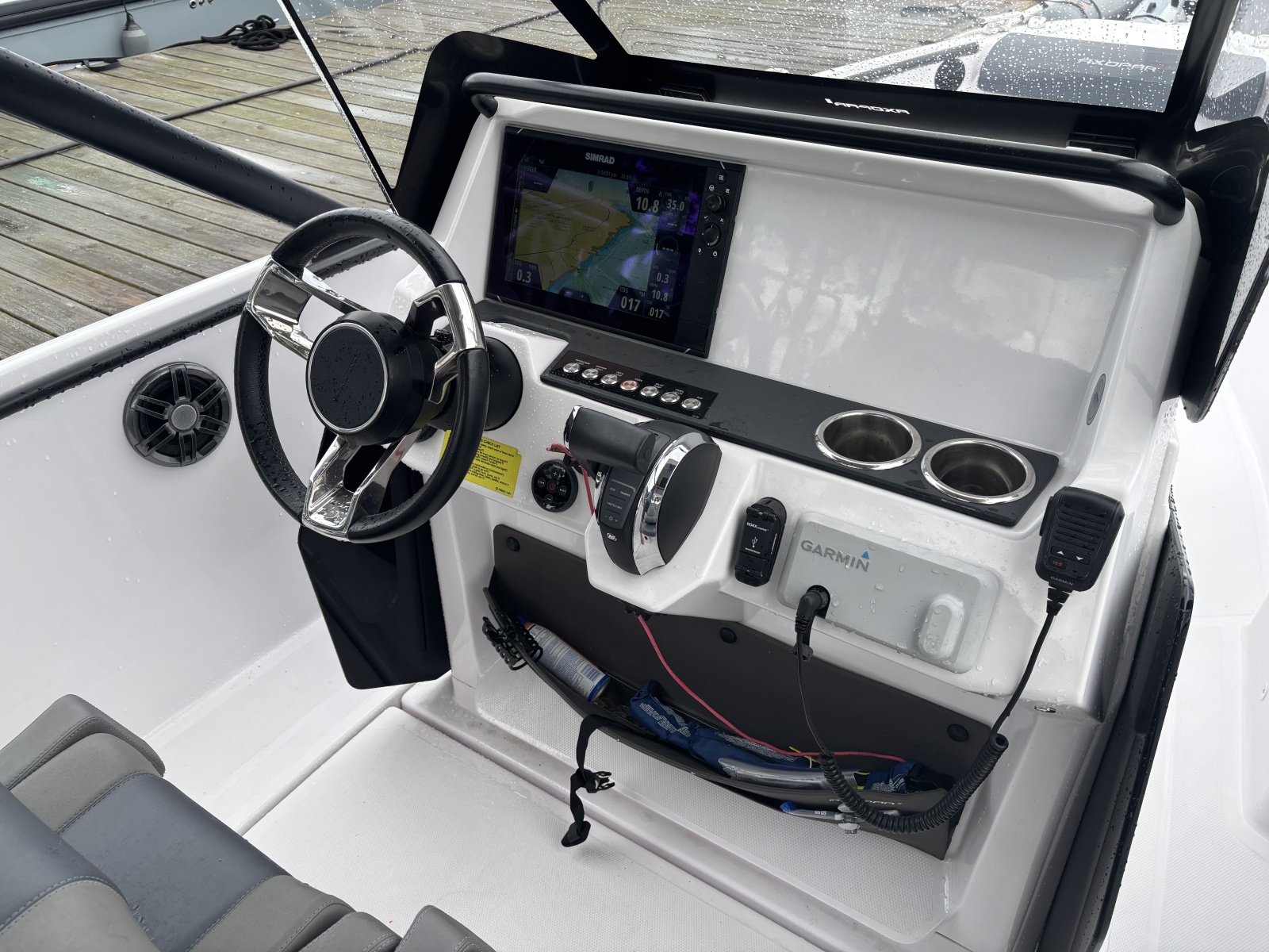 2022 Axopar 22 T-Top