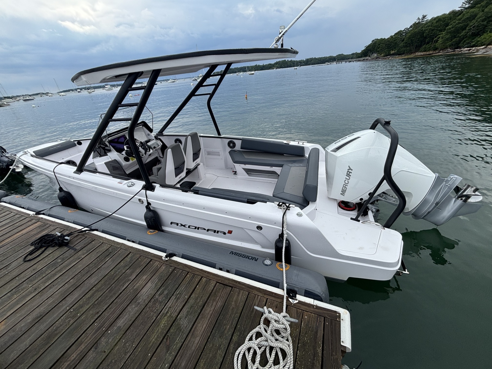 2022 Axopar 22 T-Top