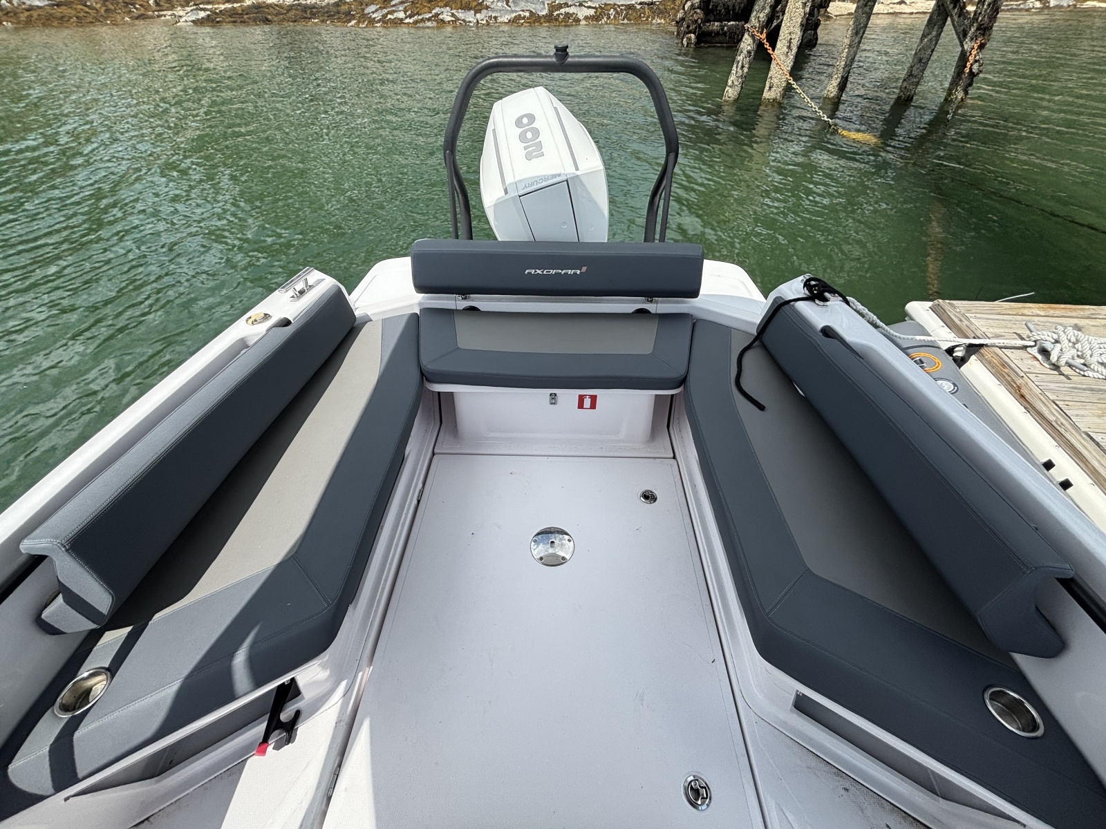 2022 Axopar 22 T-Top
