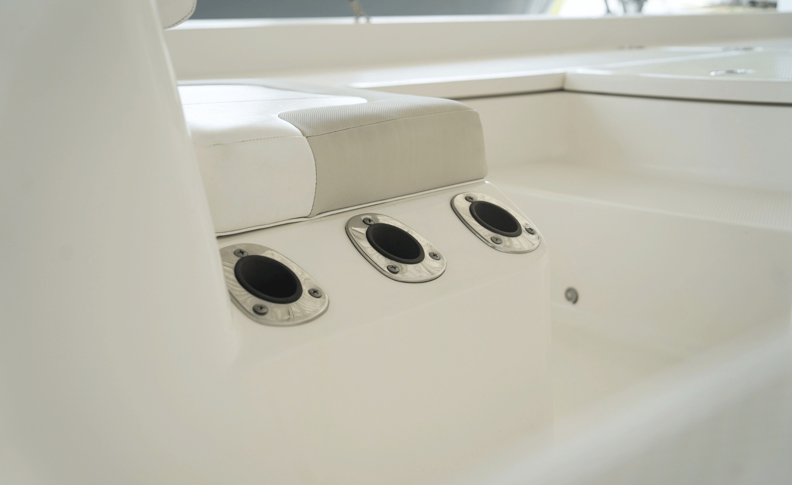 2014 Robalo Cayman 206