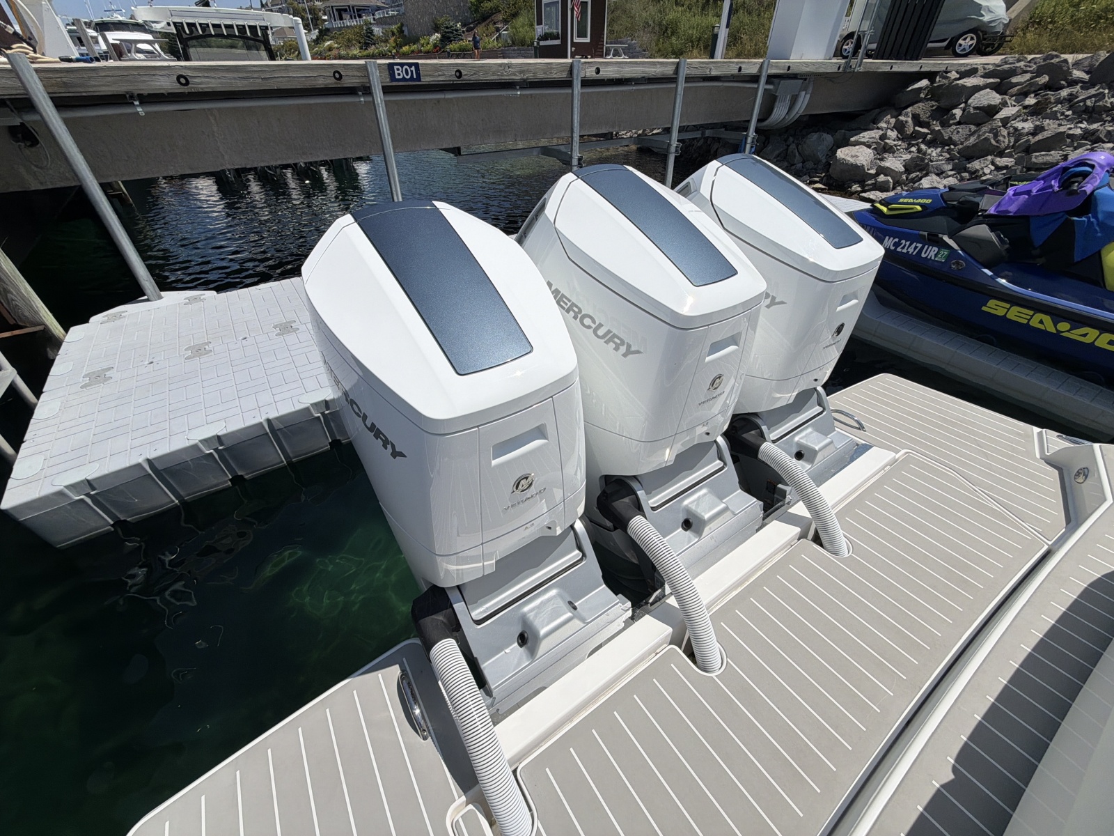 2026 Tiara Yachts 48 LS